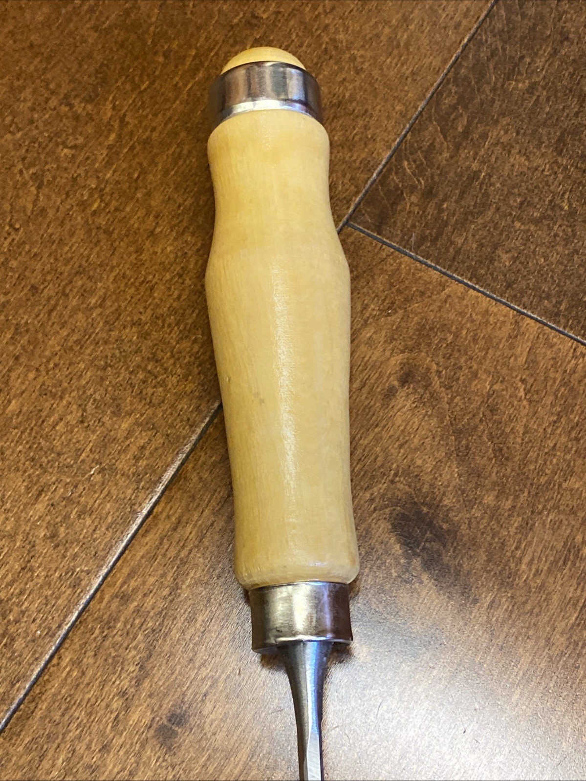 SWISS MADE 4mm x 10″ LONG MORTISE/ CHISEL NEW.