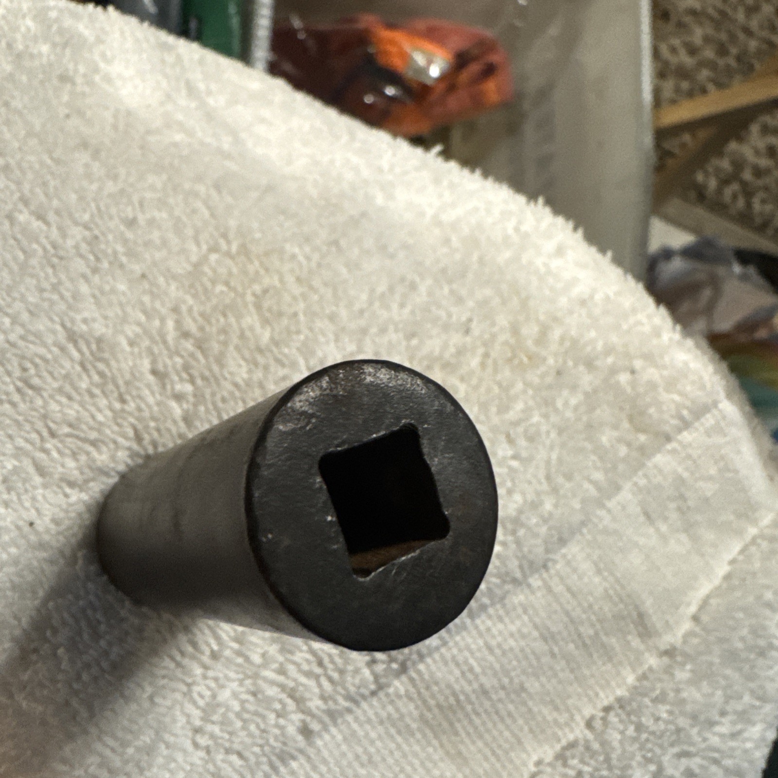 5/8″ x 3/8″ dr ,Deep Impact Socket – 6 Pt black oxide vtg