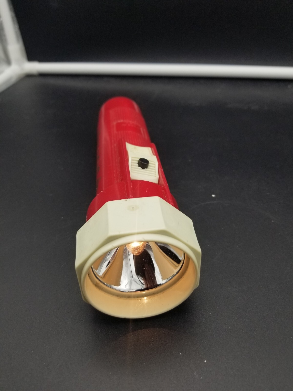 TRAIL LIGHT Flashlight Vintage Tested Works! Red Plastic Classic 2 “D” Cell USA