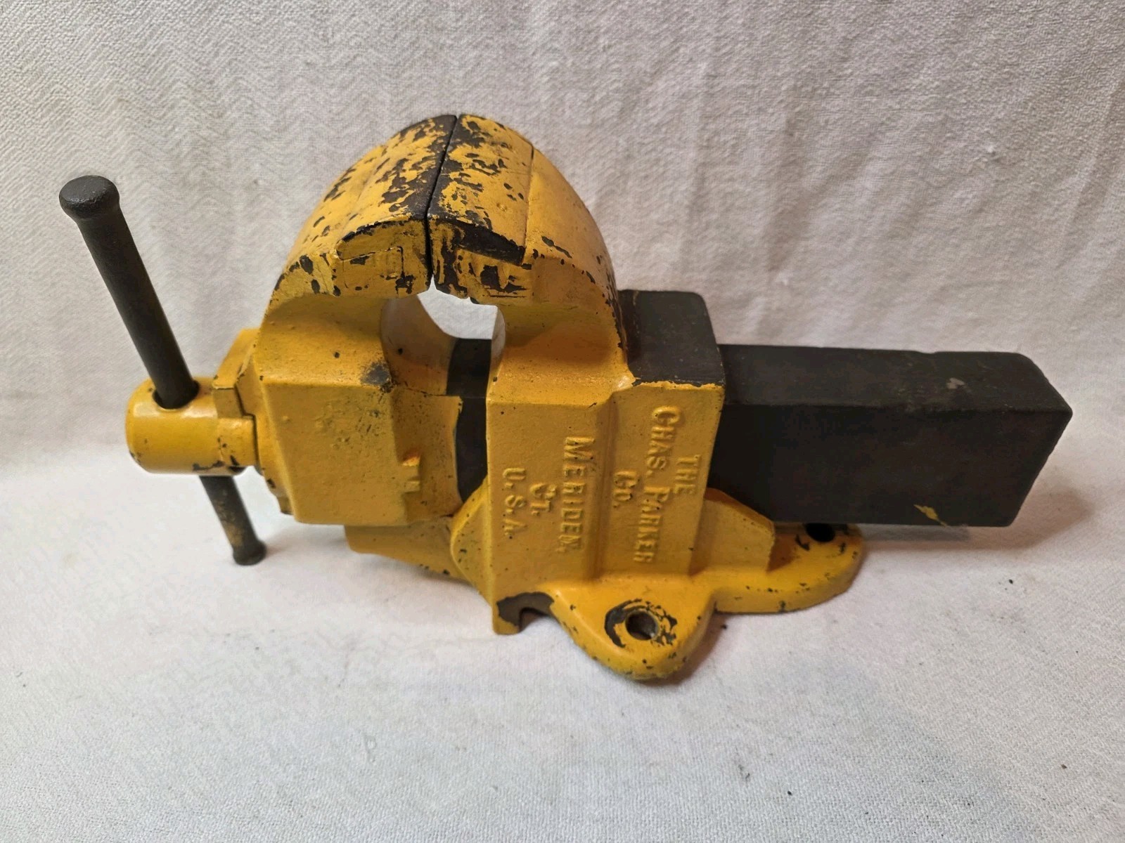 Vintage Chase Parker Co. No. 954 ~ Bench Vise ~ Meriden CT. ~ Nice Condition