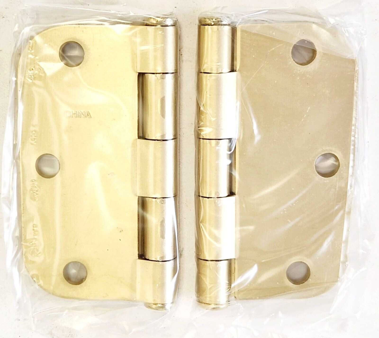 14 PAIR OF SOLID BRASS HINGES 3-1/2″x3-1/2″ (NEW IN ORIGINAL BOX)