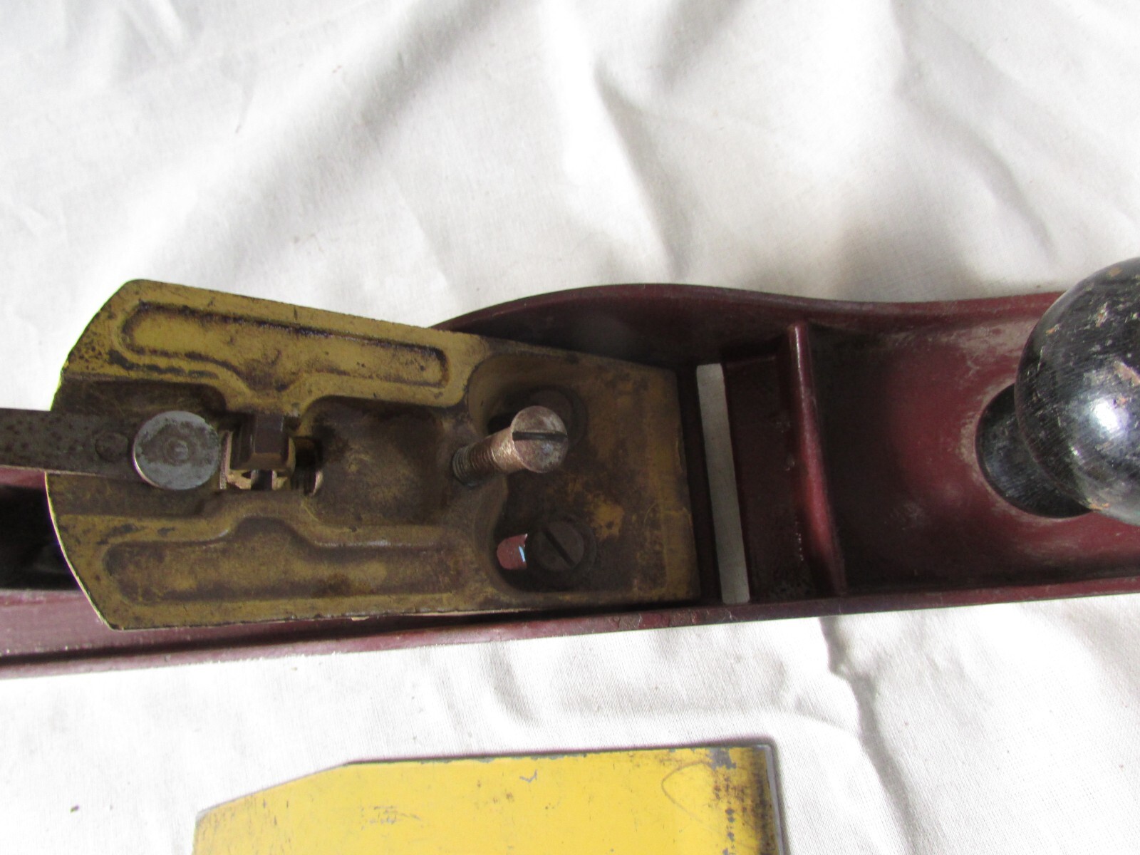 Vintage Unbranded Wood Iron Jack Plane Red Yellow Made In USA q
