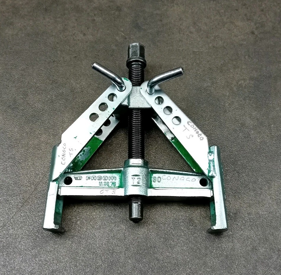 Facom U32T2 2 Arm 2 Leg Mechanical Puller