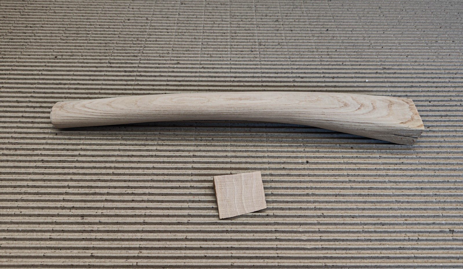 15,7″ Axe Handle Hickory