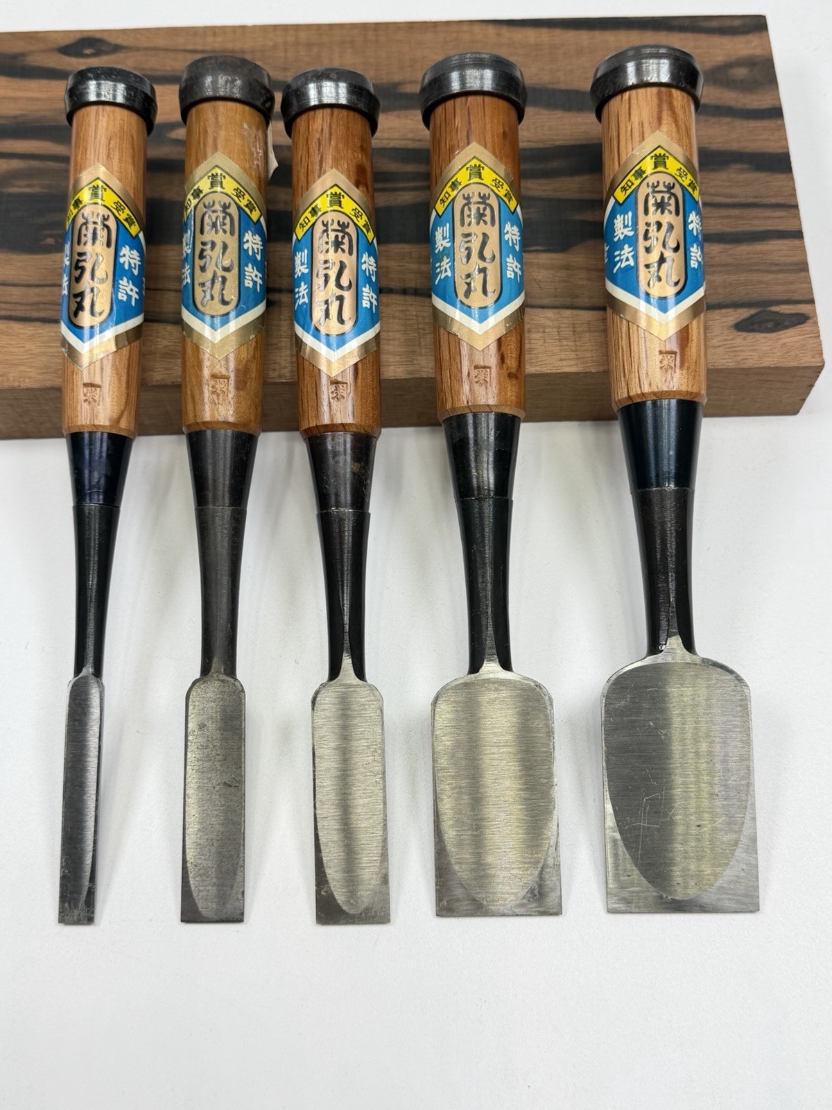 Japanese Bench Chisel (Oiire Nomi) Set Of 5 by Kikuhiromaru (菊弘丸) 2nd Gen.