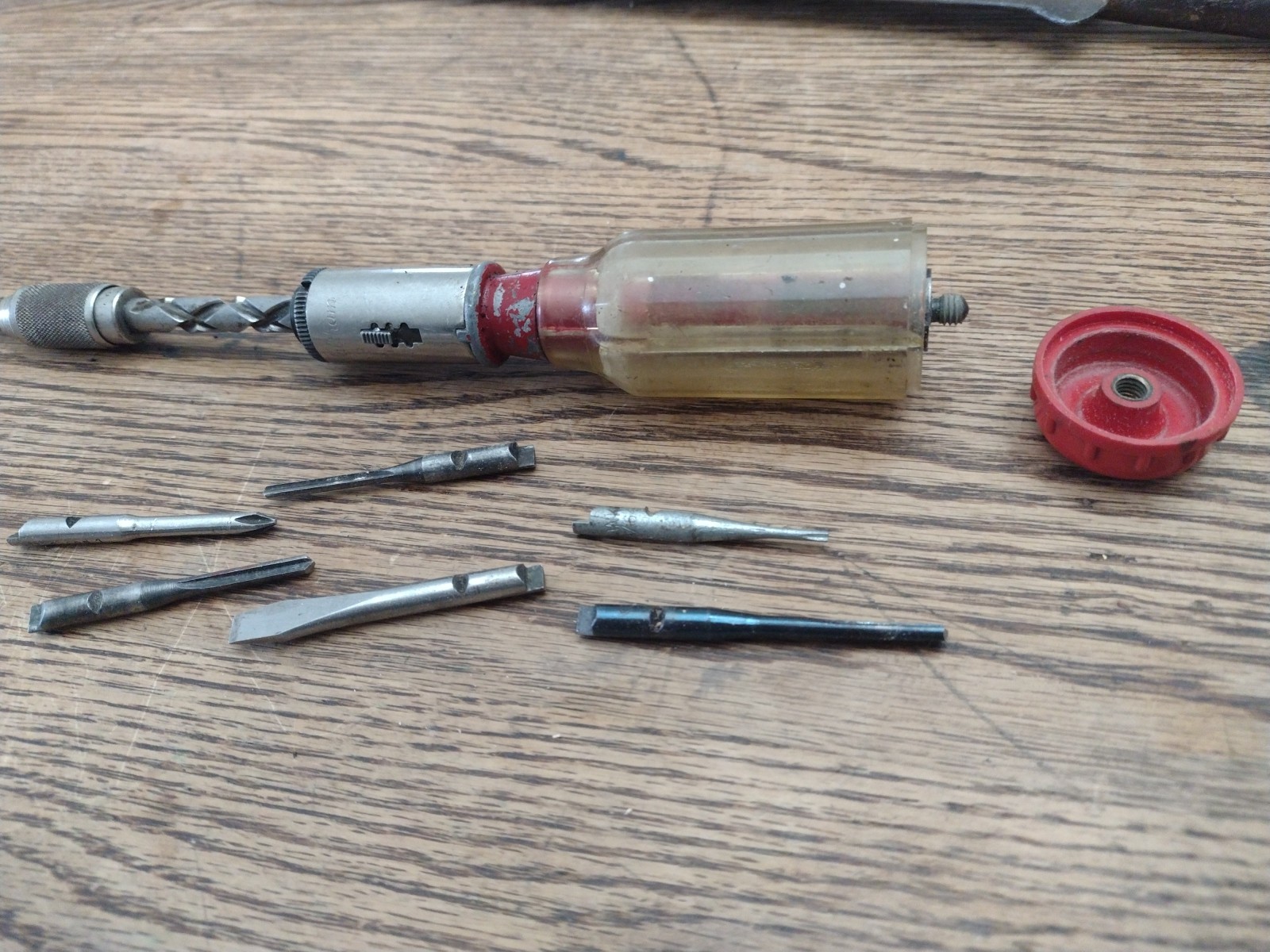 Vintage Waltham Spiral Ratcheting Multi Bit Screwdriver