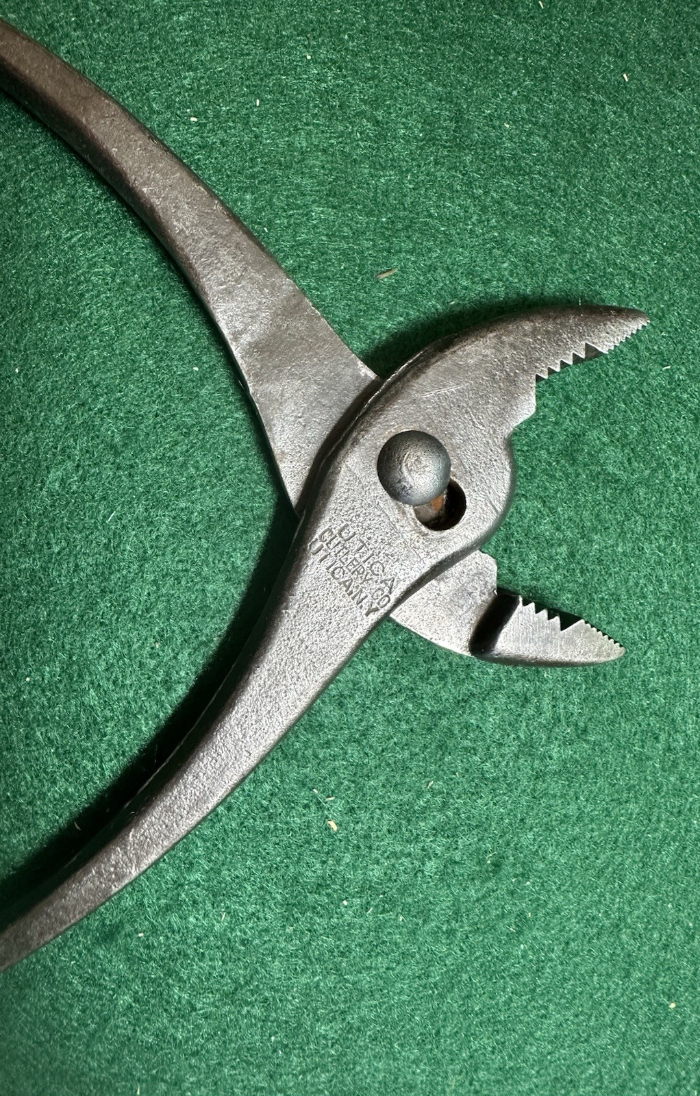 Fine Vintage UTICA CUTLERY CO. – 6¼” Slip Joint Pliers – N.Y.