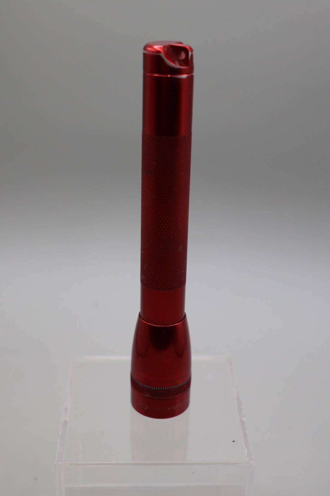 Mini Maglite Flashlight AA Red 6″ Mag Instruments California Vintage- Dut’s Deal