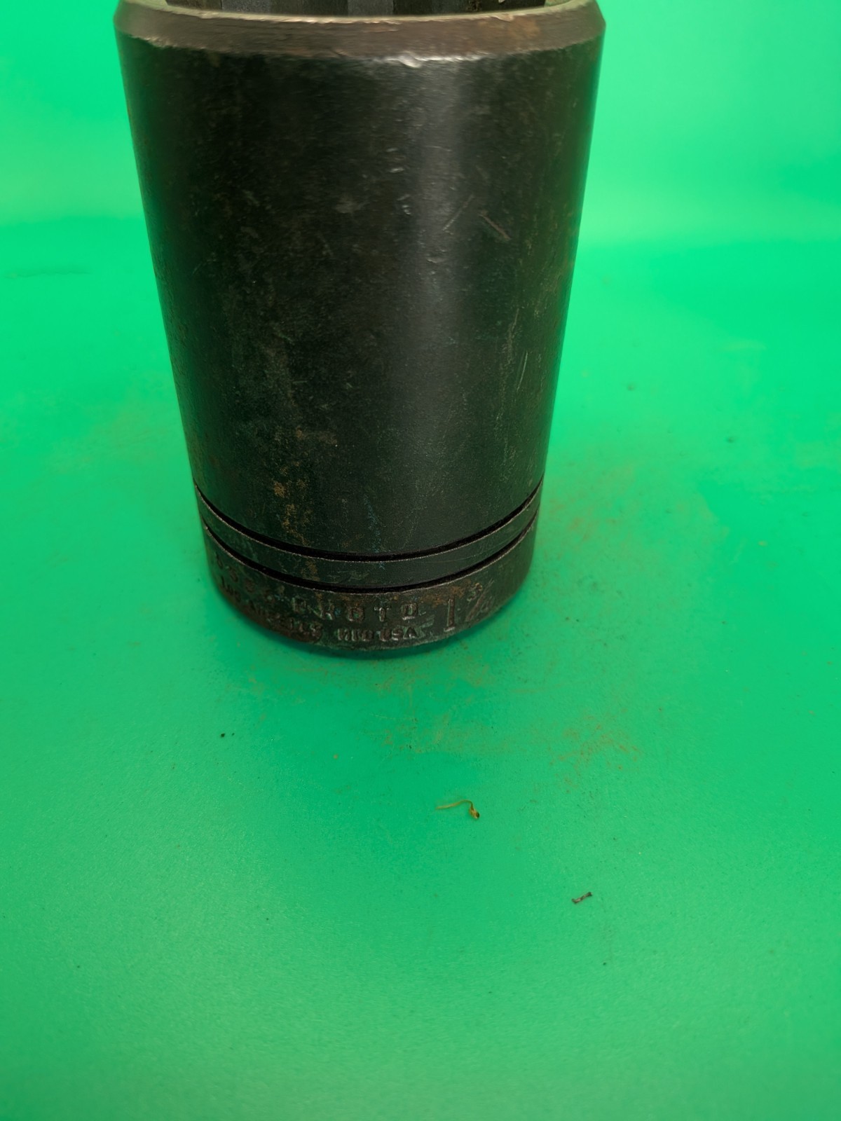 Vintage Proto Los Angeles 1-3/4″ X 3/4″ Socket 2 Band Post Plomb 5556 USA