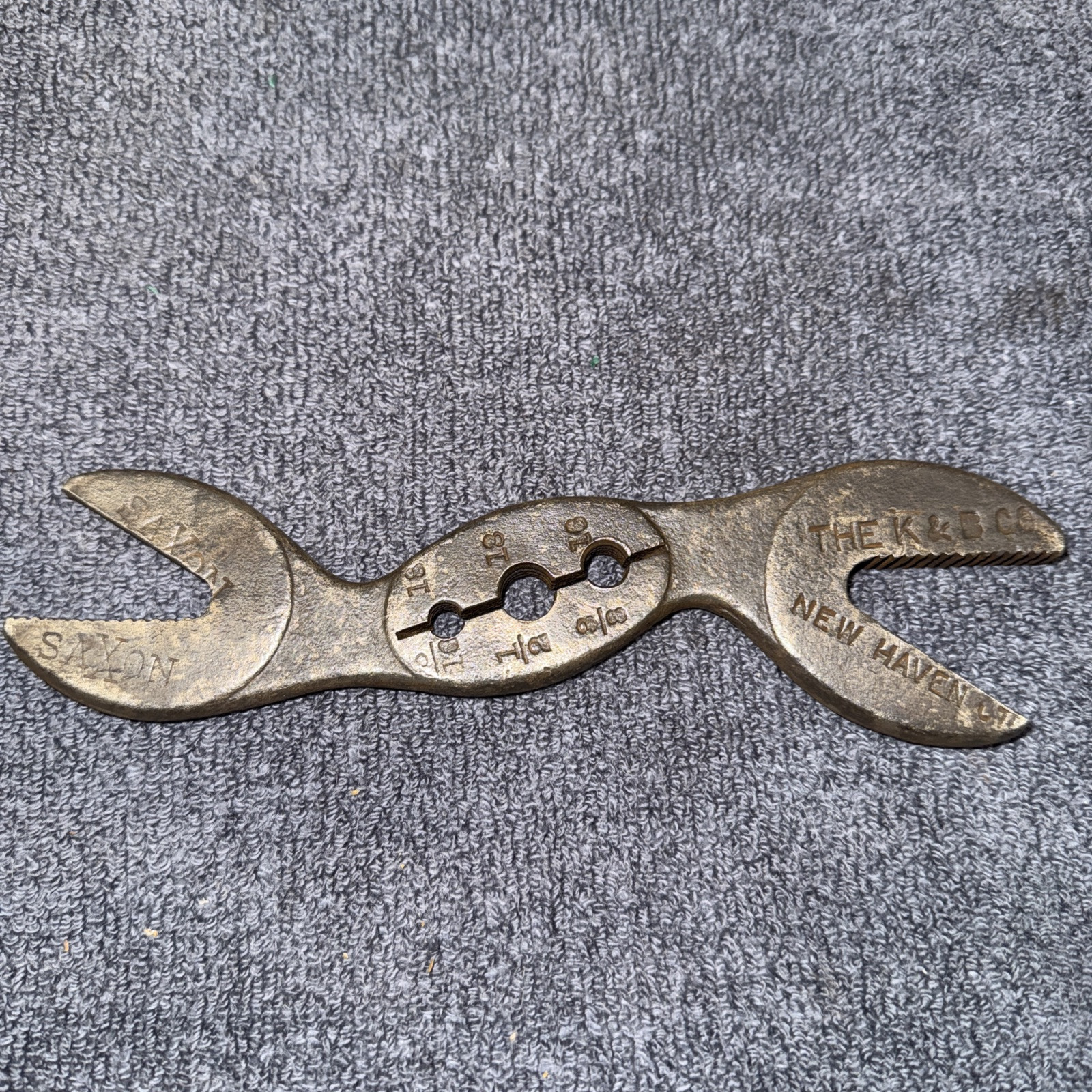 Vintage Saxon Double Alligator Wrench The K & B Co, New Haven, Kilborn & Bishop