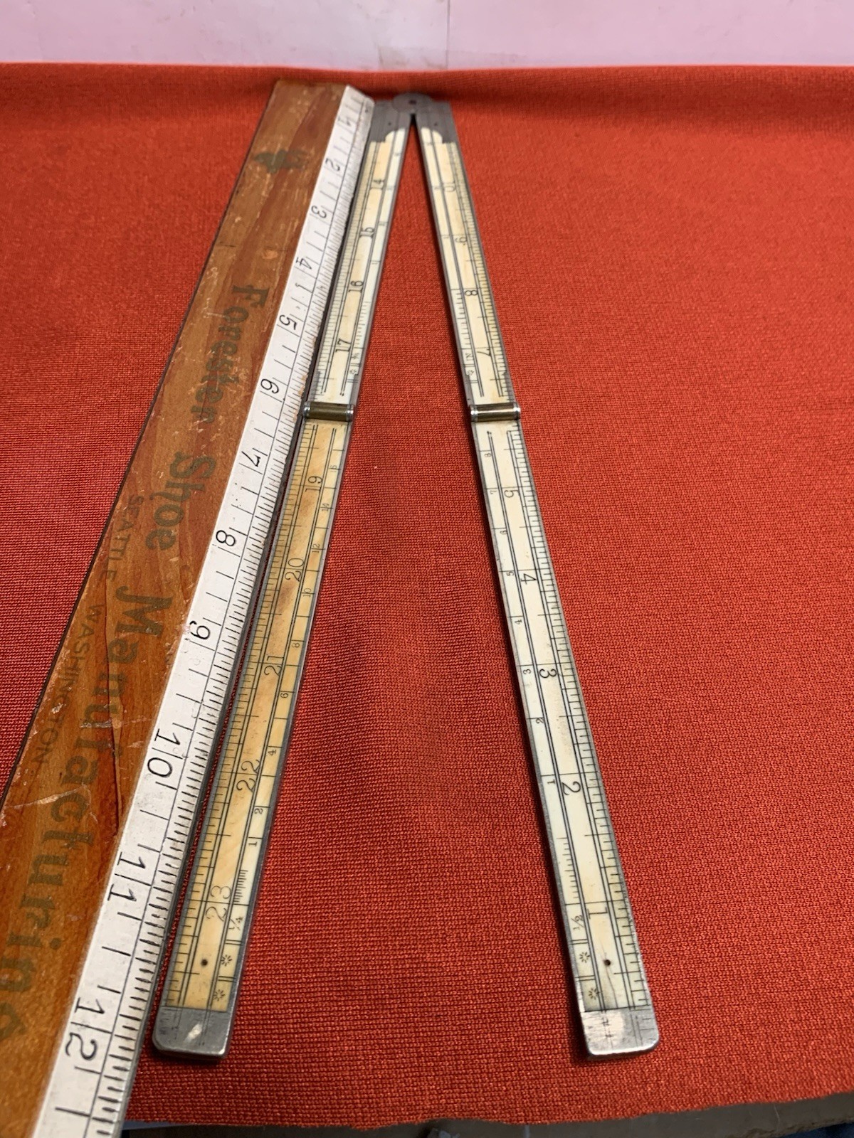 STANLEY RULE & LEVEL CO NEW BRITAIN CT #87 IVORY GERMAN SILVER 24″ FOLDING RULER