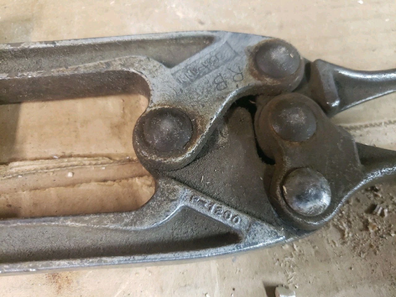 2 Knu Vise P-1200, 1 P-1800 Welding or Aircraft Aviation Clamp Crimp Pliers