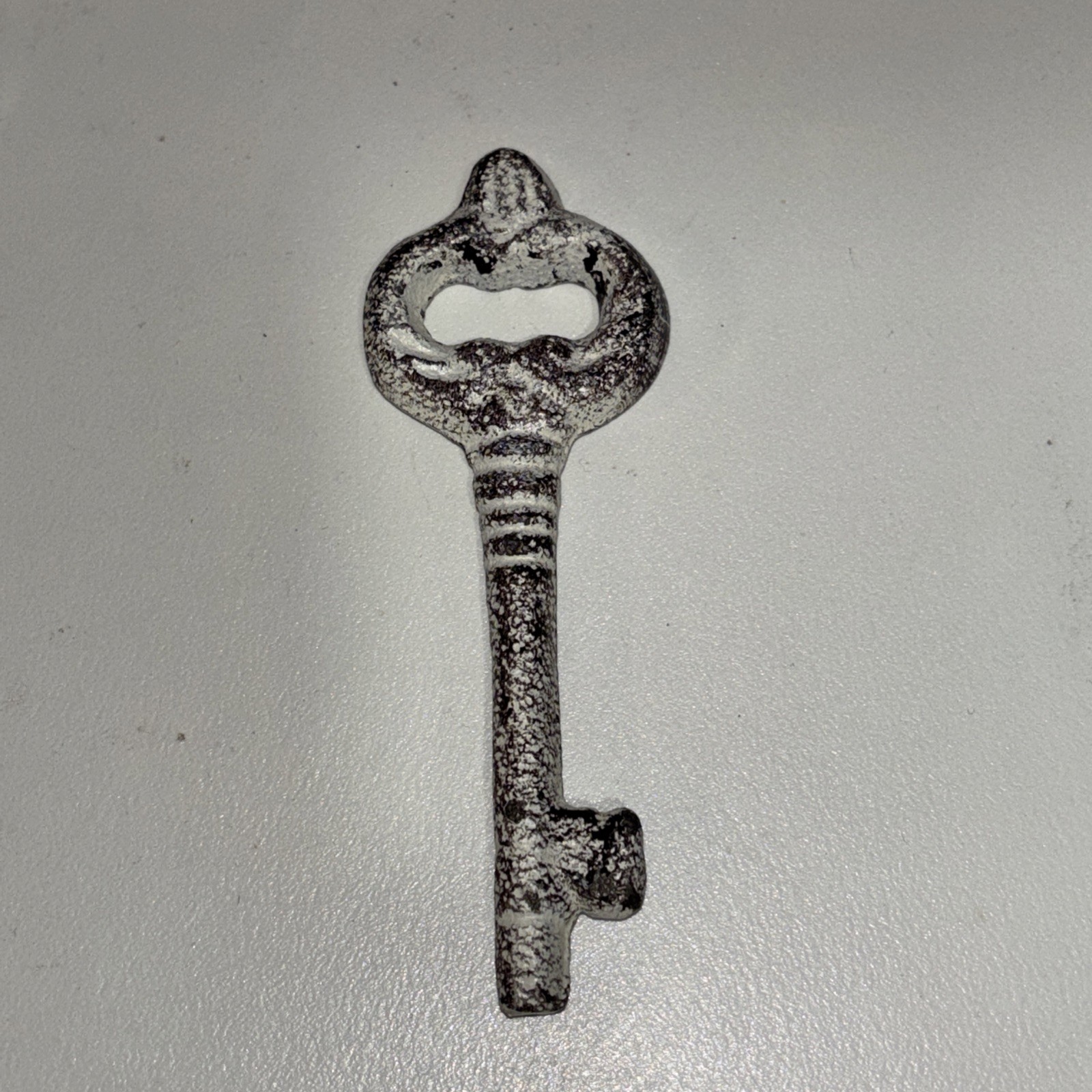 Cast Iron Set of 5 Colored Jailer’s Keys on Ring