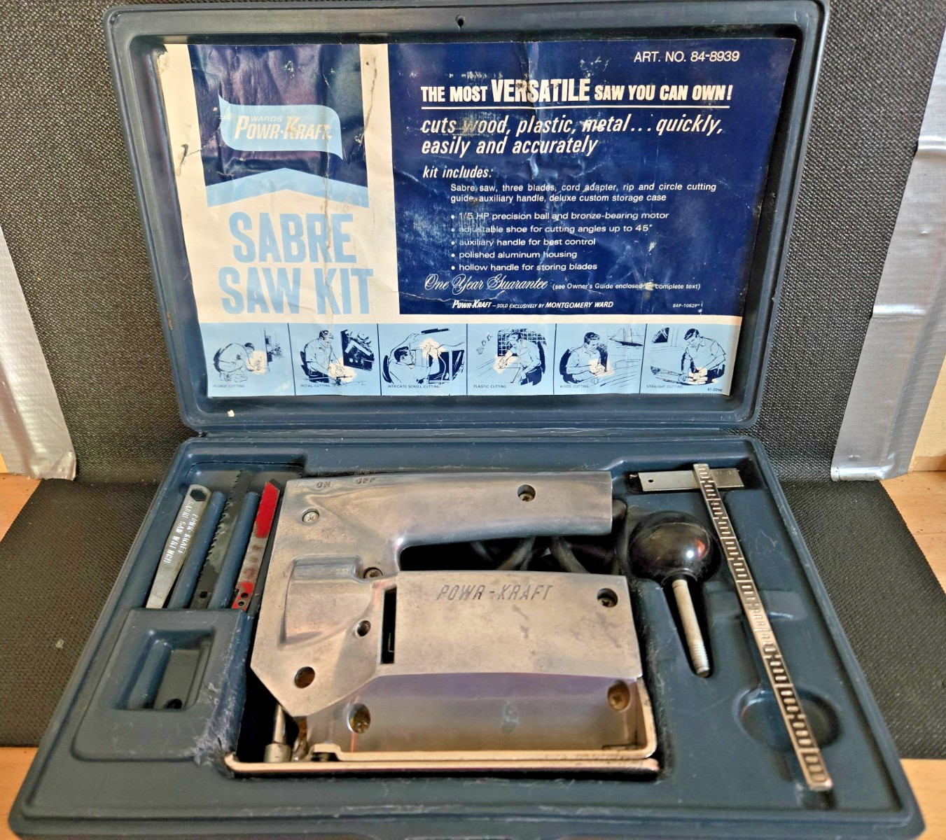Montgomery Ward Powr Kraft 8934 Sabre Jig Saw with Case, Blades & Fence Complete