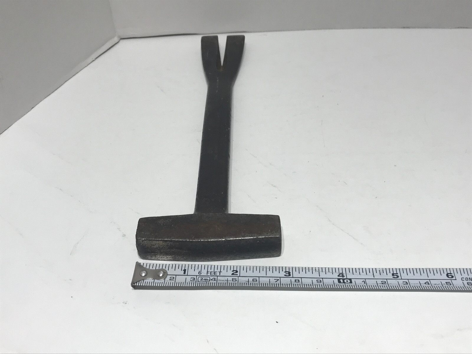 9” Box Terrier, The Bridgeport Hdwe Mfg Corp. USA. Crowbar Vintage Antique. 2