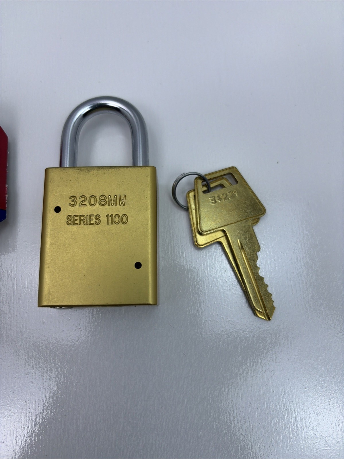 American Lock 3208MH Series 1100 Gold Solid Brass Padlock With 2 Keys & Box Set3