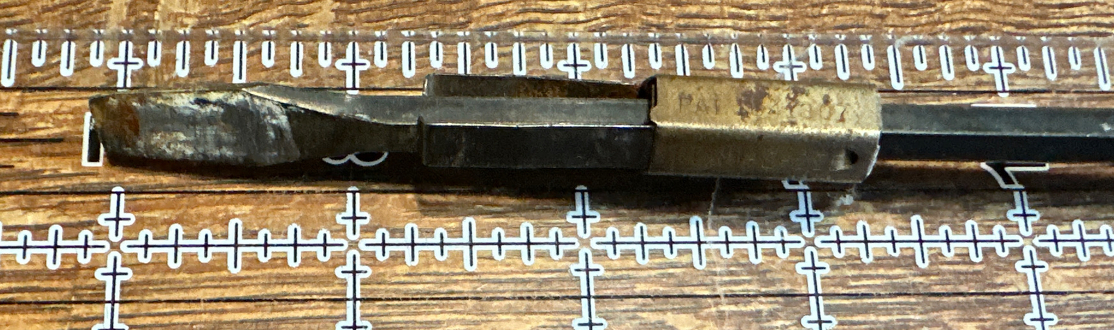 Vintage Upson Bros. HOLD-E-ZEE Flat Slot Head Screwdriver TS-7 10.5″ x 1/4″ Tip