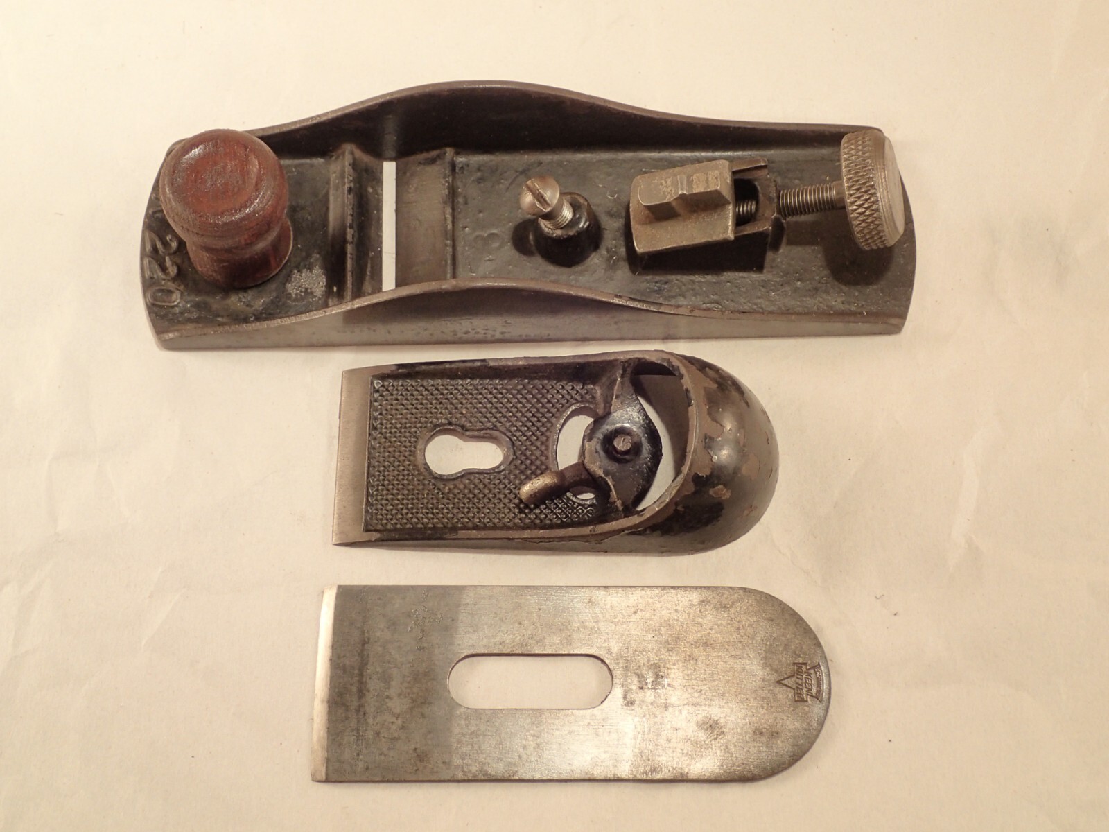 Vintage E.C. SIMMONS KEEN KUTTER No. K220, Block Plane, 7″L, 1-5/8″ Iron