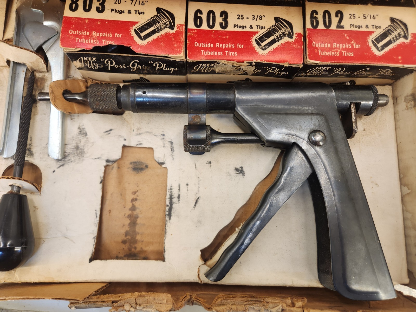Vintage KEX Jiffy Gun Posi-Grip Tire Plug Repair Tool Kit W/ Plugs, Made In USA