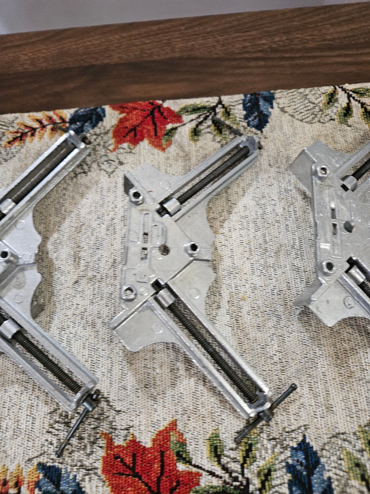 Set of (3) Corner Clamps Woodworking Clamps – LOOK!!