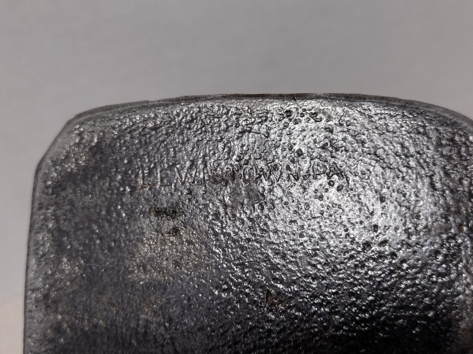 Vtg Single Bit Axe Head 3lb 2 oz 4.5” Bit Marked Lewistown PA (143)
