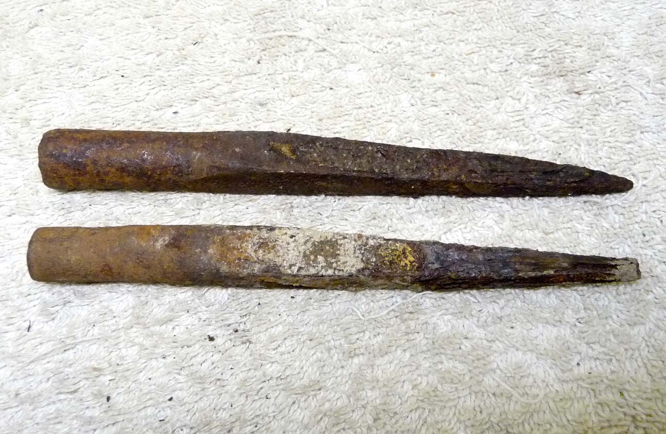 2 Primitive Antique Early 19th Century Forged IRON Spindle/Axel Wheel Hub SPIKES