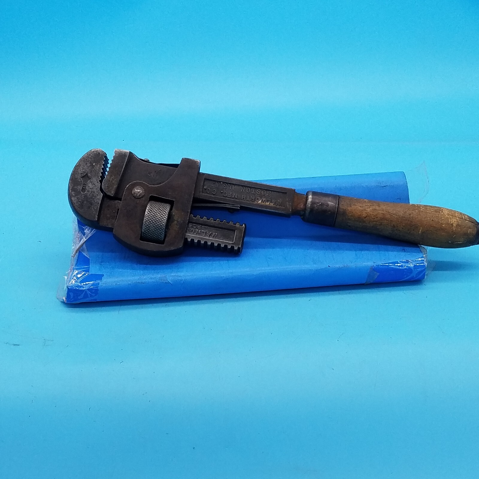 12″ Stillson Pipe Wrench Wood Handle by Walworth Manufacturer Co Boston USA