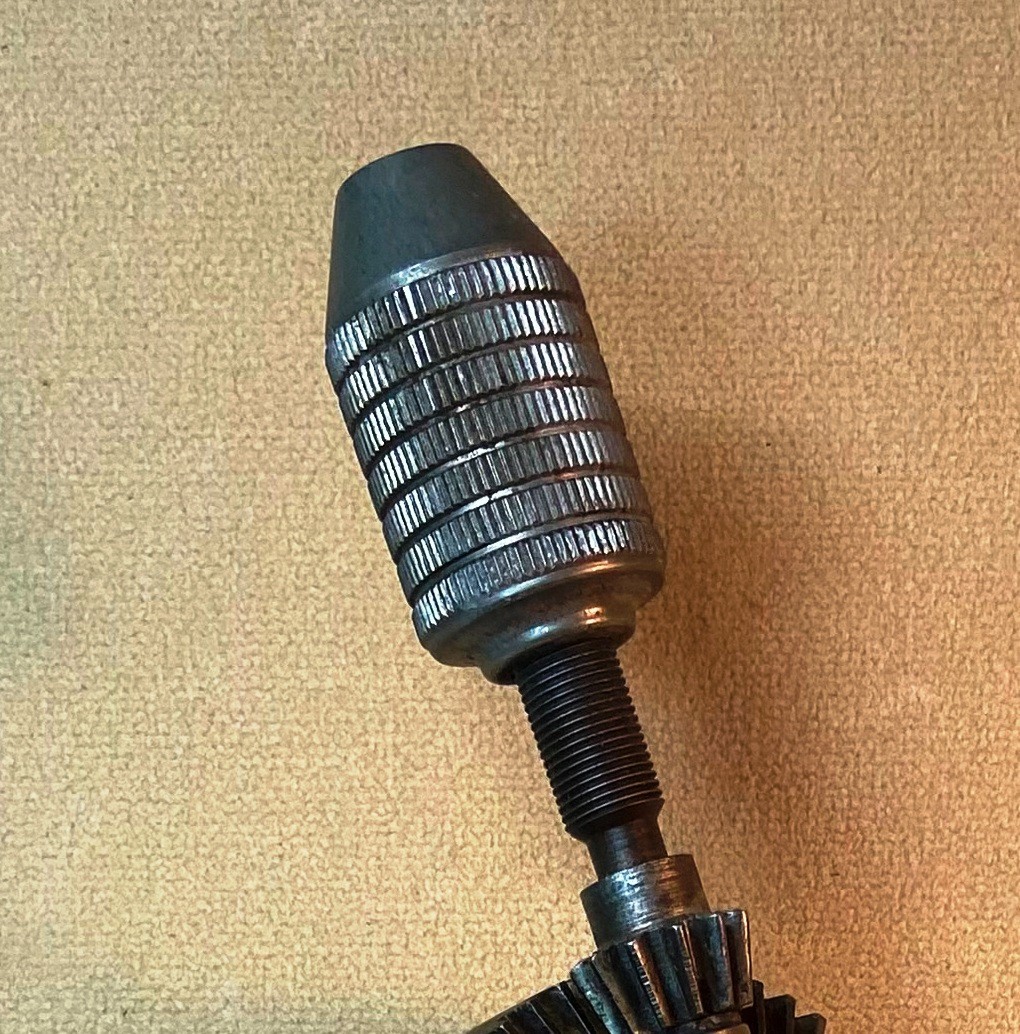 VINTAGE 1940 STANLEY NO. 1617 HAND DRILL + AMERICAN MODEL + CLASSIC DESIGN