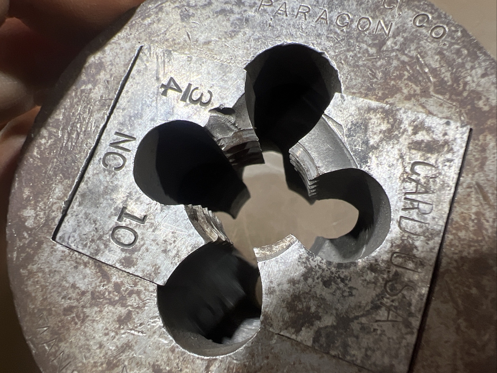 Vintage S.W. Card Mfg Co No.15 3/4 Round Die Stock Tap Tool. Chipped Threads