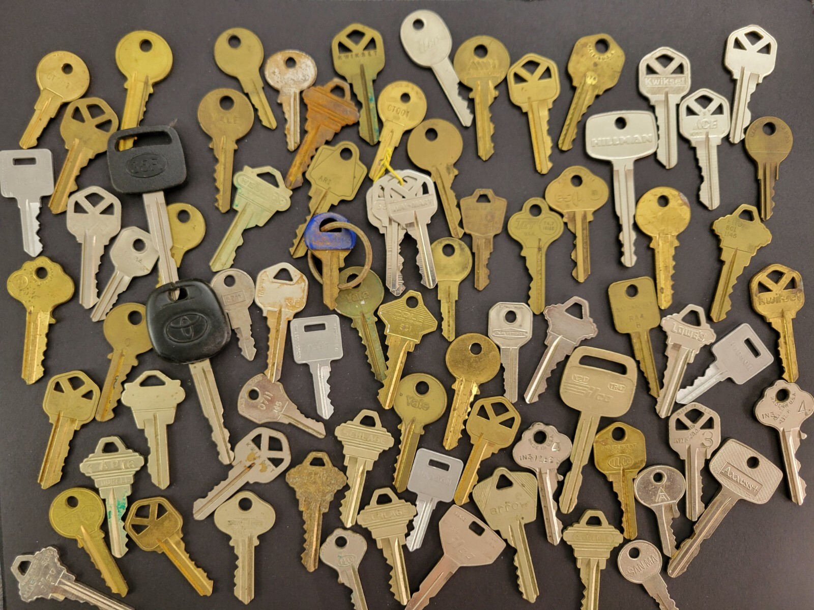 Lot Of 80+ Cut Keys – House, Car, Padlock, Security