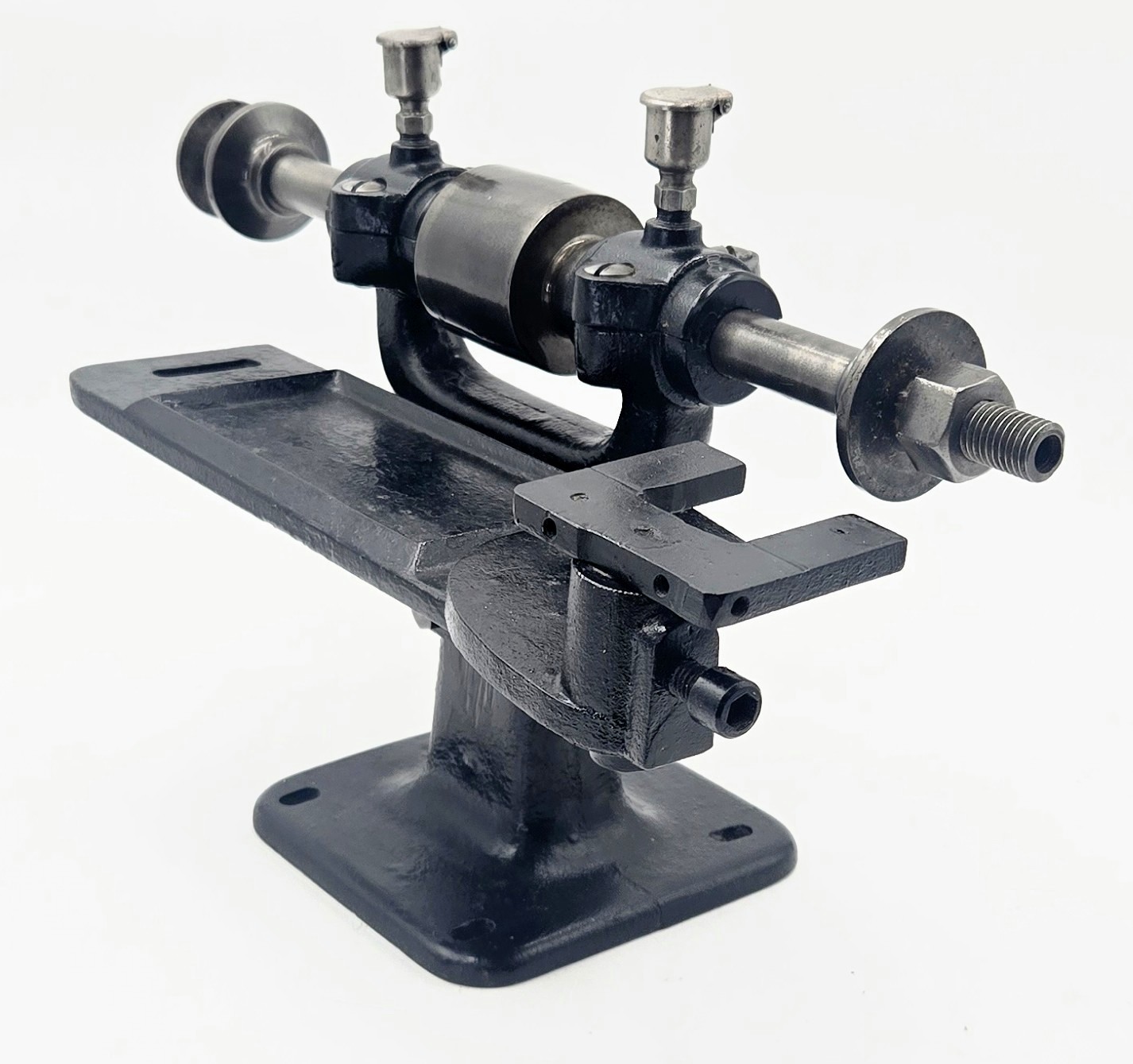 Vintage Millers Falls No 250 Bench Grinder Arbor Head – 1920s NOS Gits Bros Pump