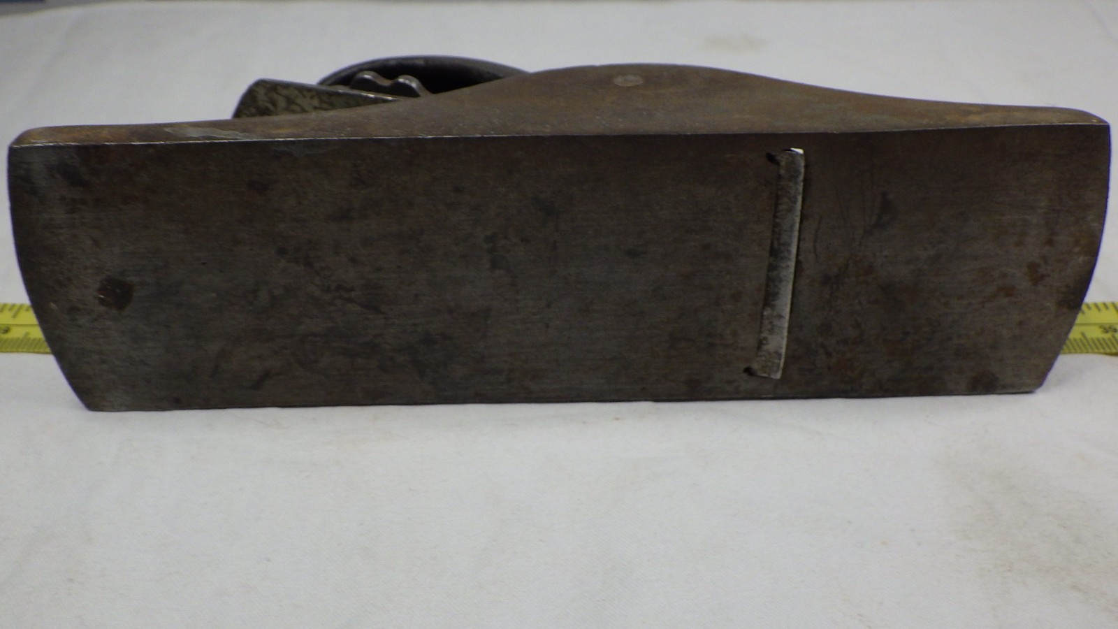 Vintage Hand Wood Planer Model 110 Red and Black Small Knob