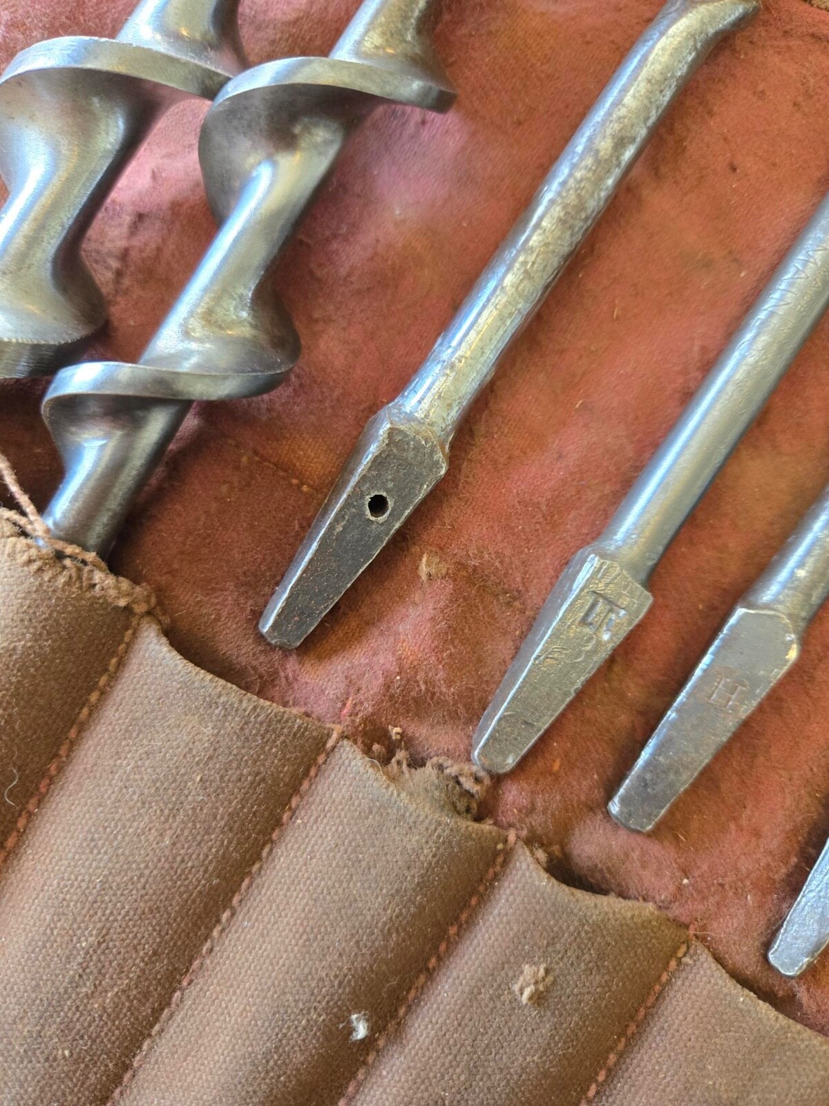 Vintage- Auger Bit Drill Brace Set in Canvas Roll 10pc with 1 x Expanding Bit