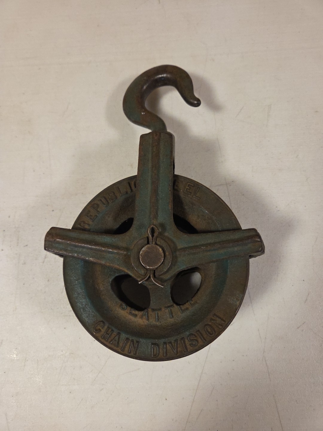 Vintage Republic Steel Chain Division Seattle Pulley/Hoist 1/2 Ton Cast Iron USA