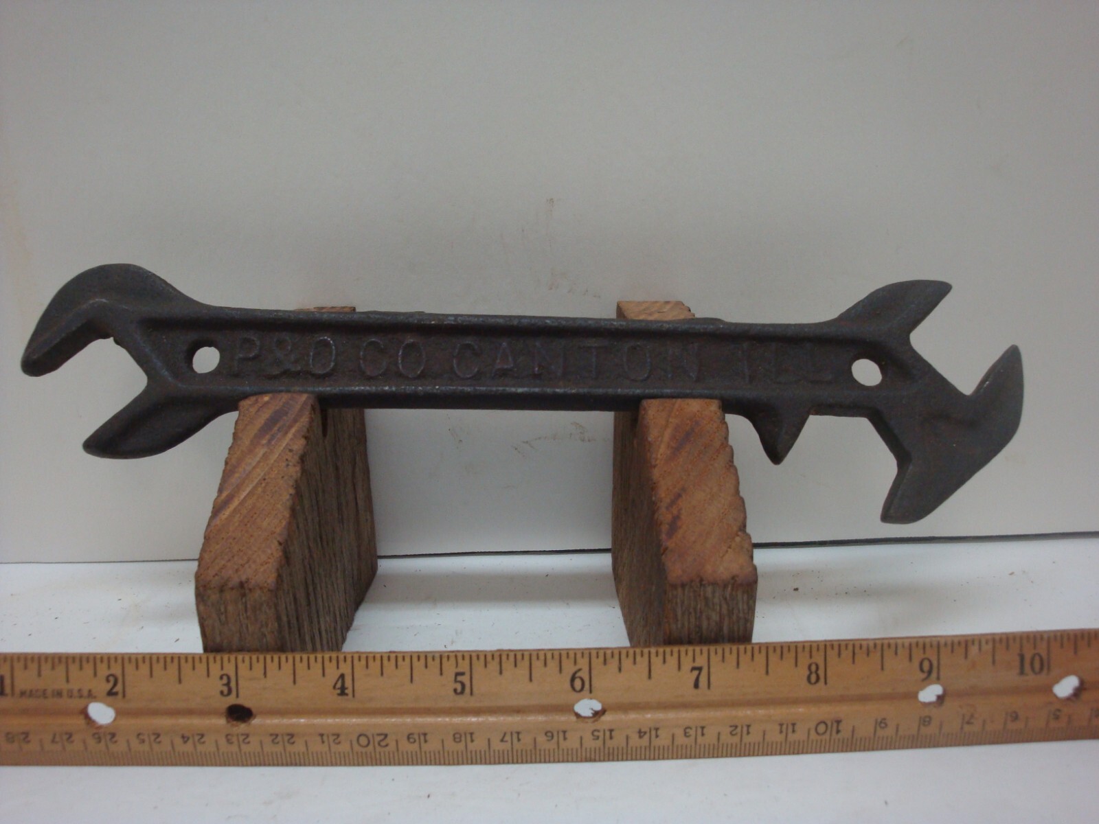 Antique 4129 P&O CO. CANTON ILL. Late 1800’s Farm Equipment Wrench