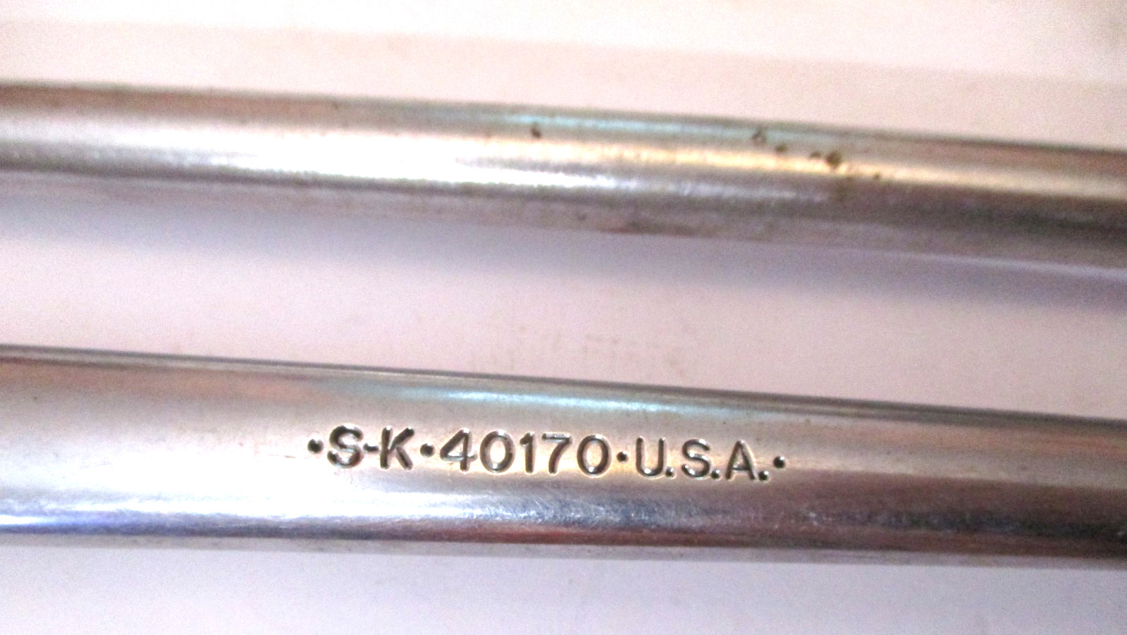 2 U.S.A. MADE SK 1/2 in. DRIVE TOOLS ~ 15 in. RATCHET #40170 & 20 in. EXTENSION