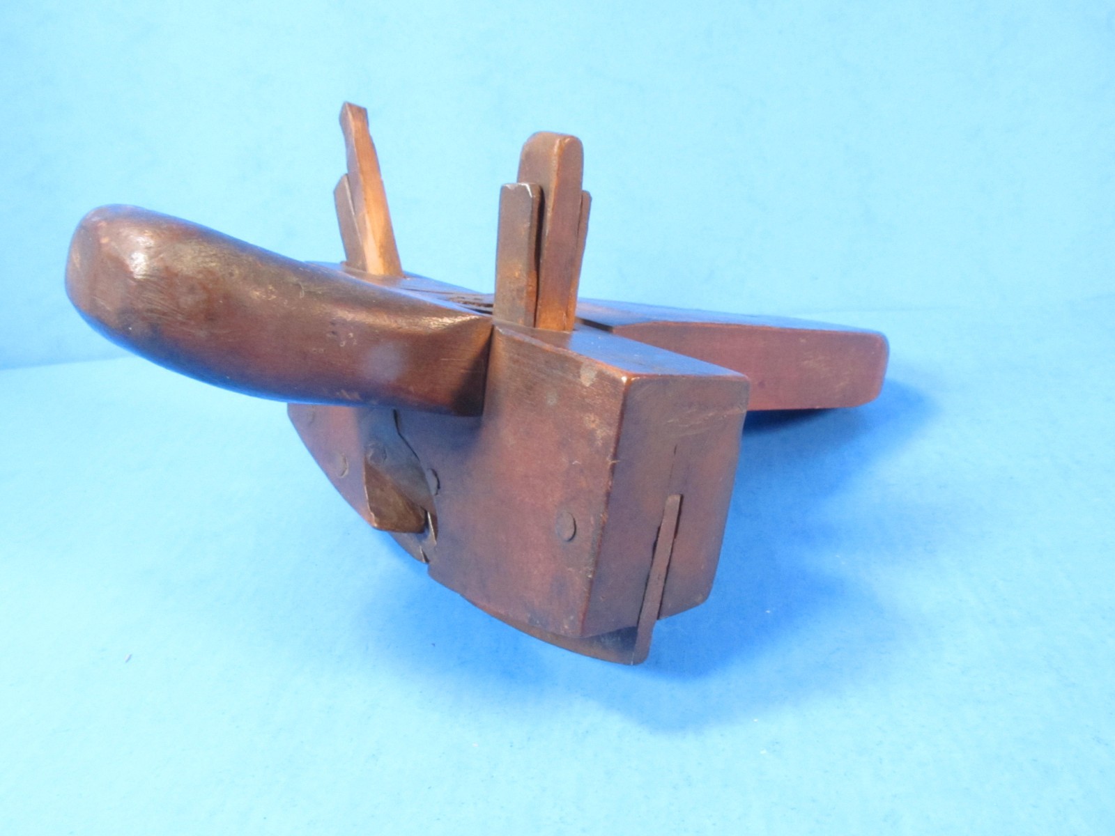 unusual & early coachmakers carriage makers compassed wood plow plane 2 nickers