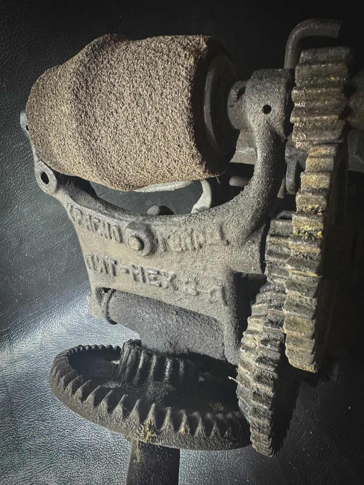 Old Deering Sickle Scythe Blade Sharpener, Old Factory Grinder, Farm Industria