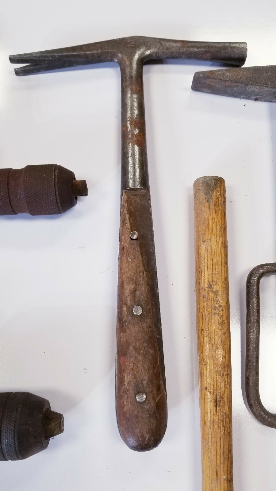 Lot of 7 Mixed Assorted Vintage Hand Tools Hammers, Ratcheting Hand Brace Drills