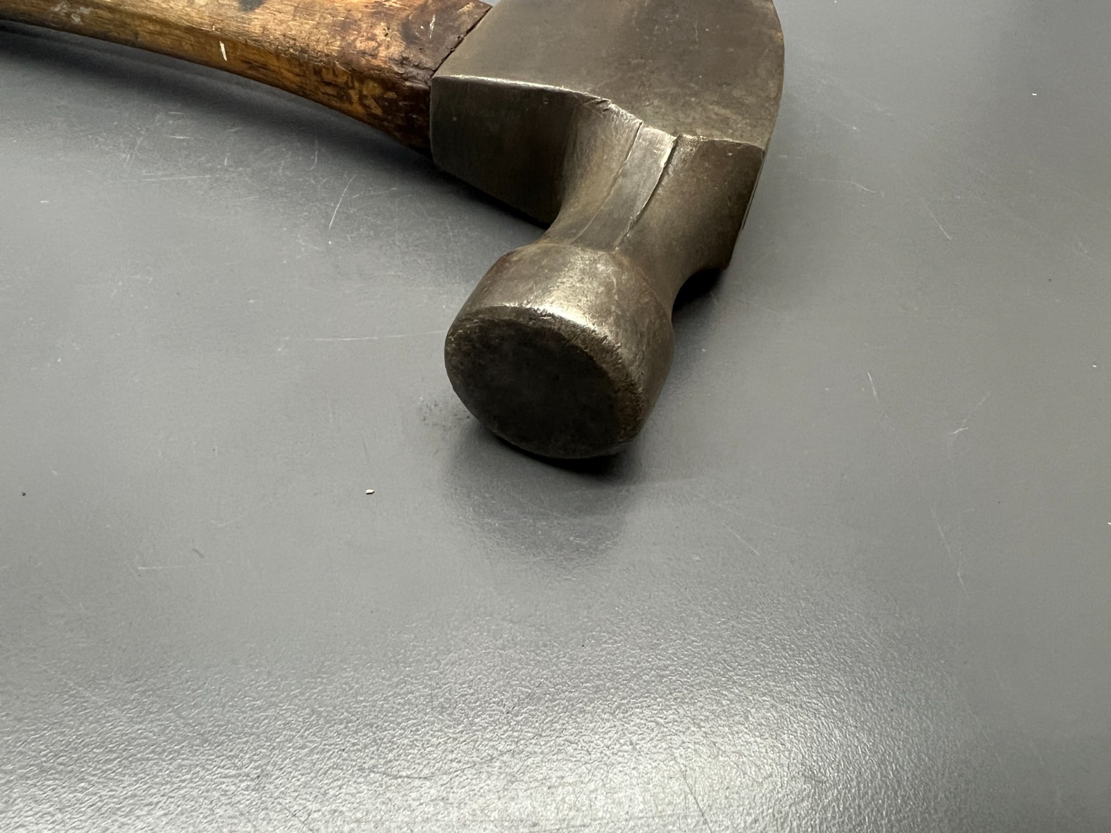 (H1) VINTAGE STANLEY 51A 20oz STRAIGHT RIP CLAW HAMMER – VGC – USA