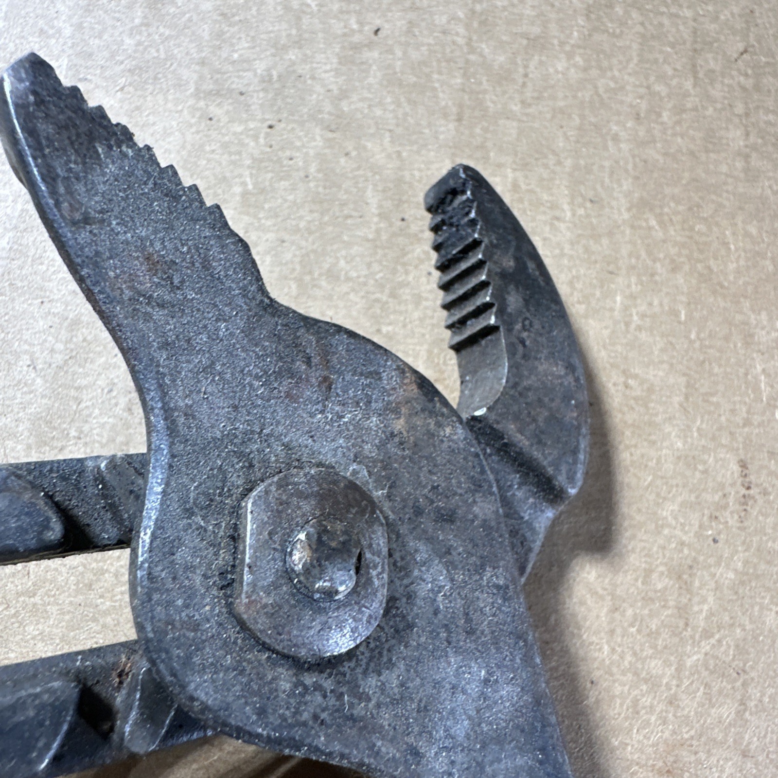 Vintage Blackhawk PT-1250 Tongue & Groove Rib Lock Pliers 10″ Made In USA