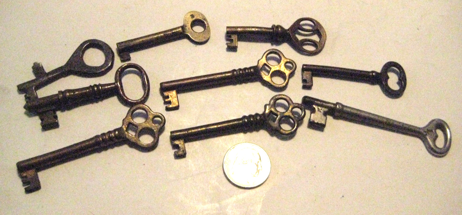 ANTIQUE LOT OF 9 STEEL/BRASS BARREL KEYS SKELETON KEYS ASSORTED GOOD USED COND.