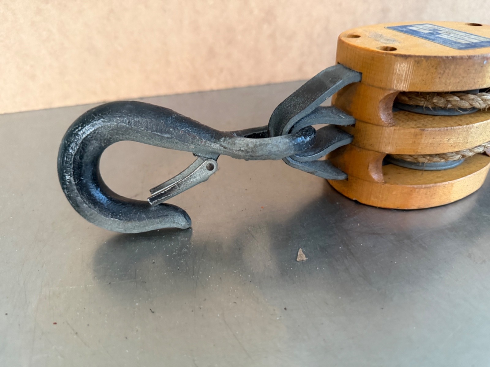 Brewer Titchener Block Pully 3 inch. 4 inch Boat, Lighting #G-18