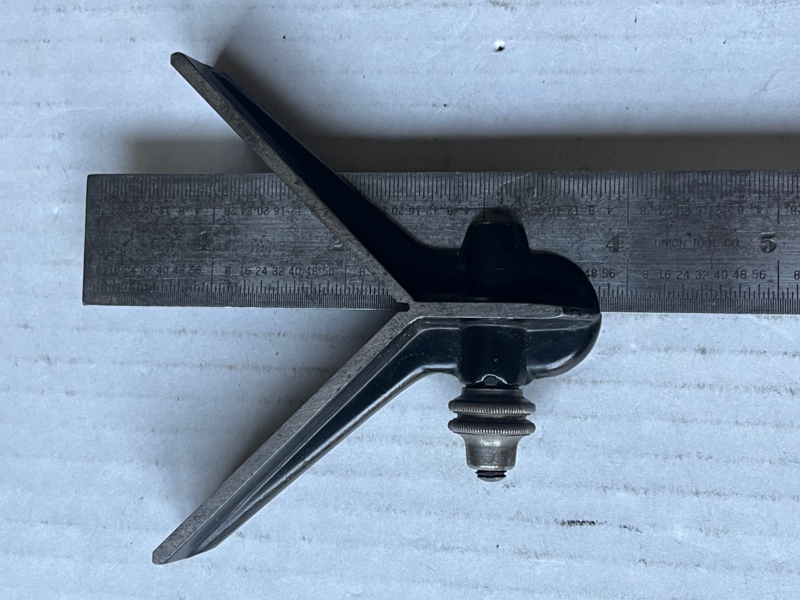 Starrett Combination Square w/Center Finder Attachment (12 inch, 1/64″ Ruler)