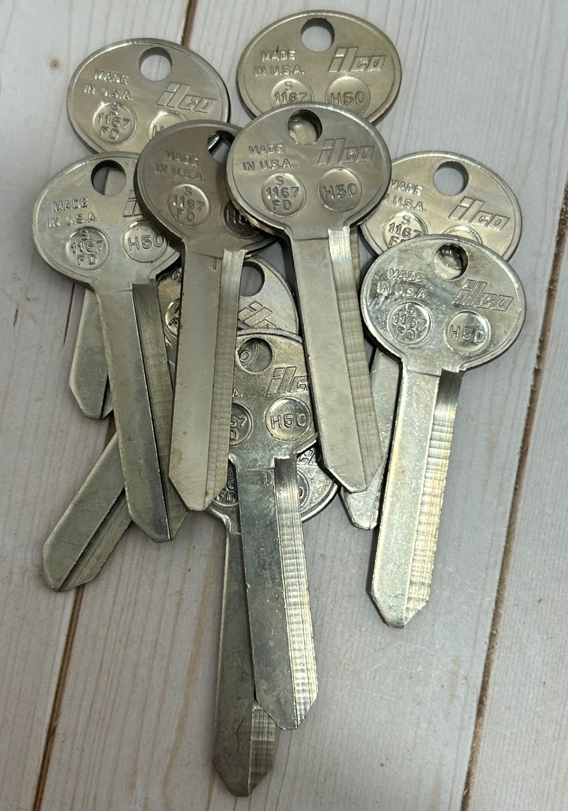 Lot of Assorted Vintage ILCO Uncut Auto Car Key Blanks