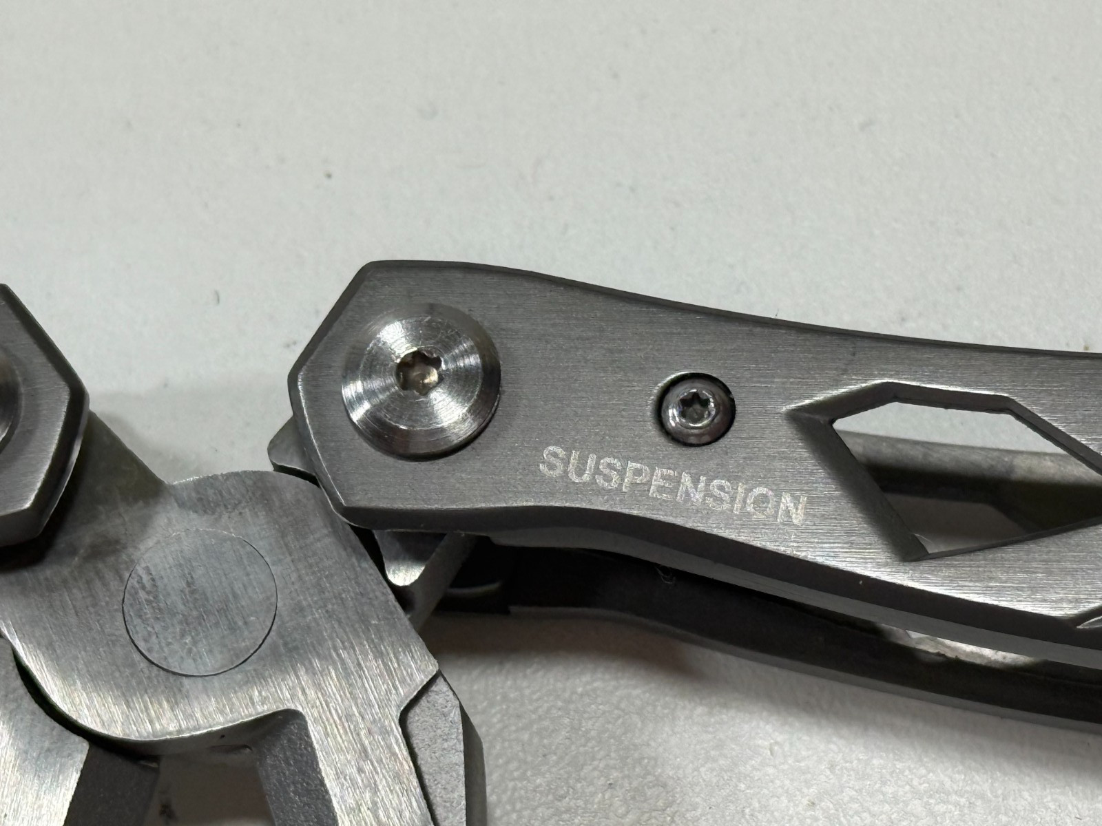 GERBER SUSPENSION MULTI TOOL W/SHEATH $20 OBO