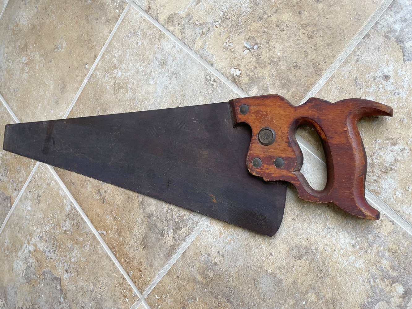 Vintage Antique Disston 28″ Wood Handle Crosscut Hand Saw Woodworking Home Decor