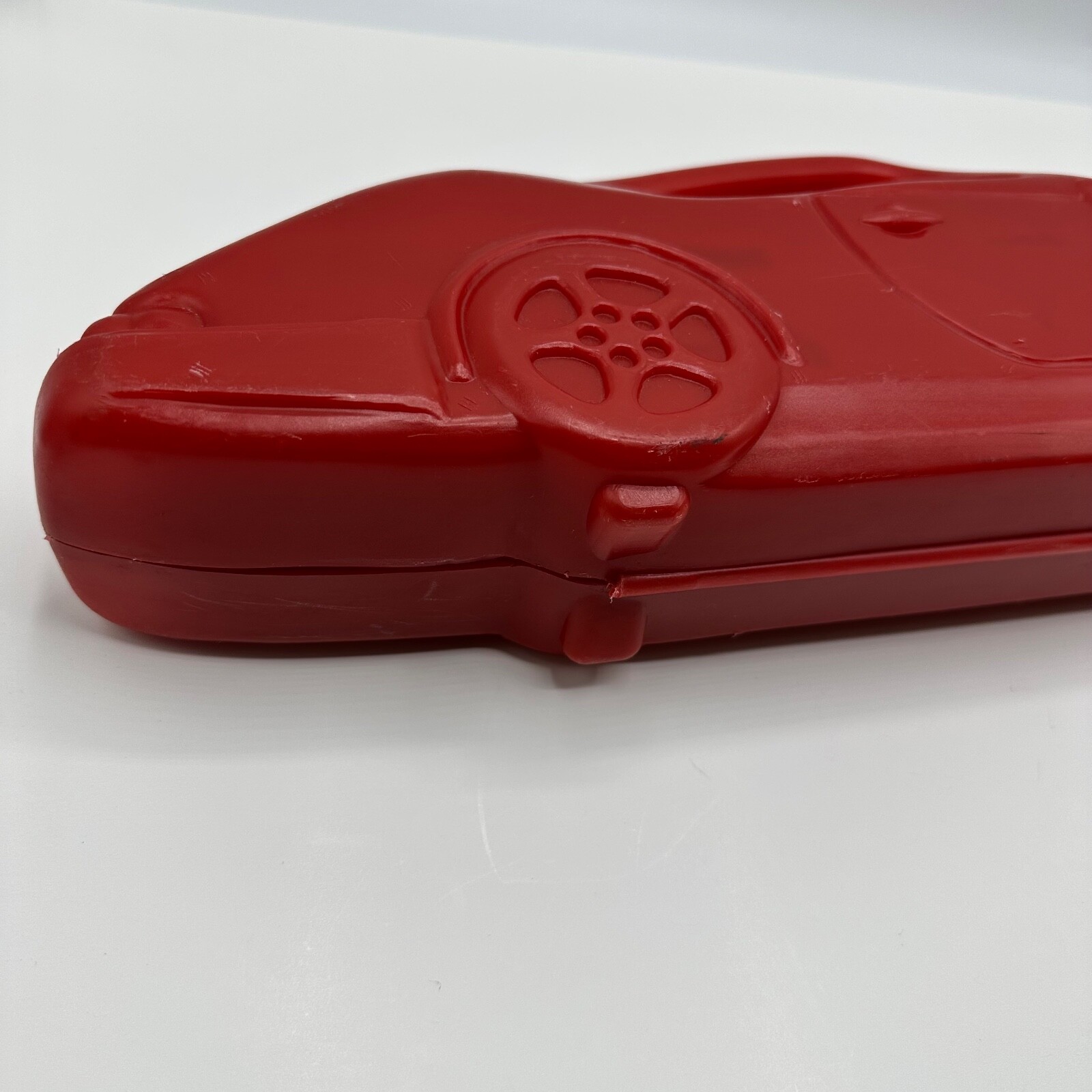 Vintage Red Car Carry Case Tool Box 18 3/4″ X 6 1/2″ X 3″
