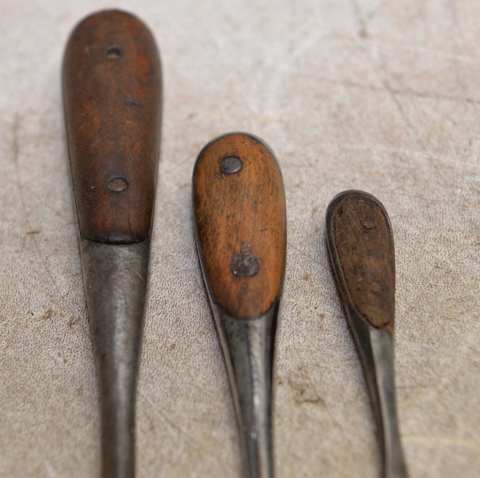 3 Wood handle perfect screwdriver precision jeweler watchmaker collectible V8