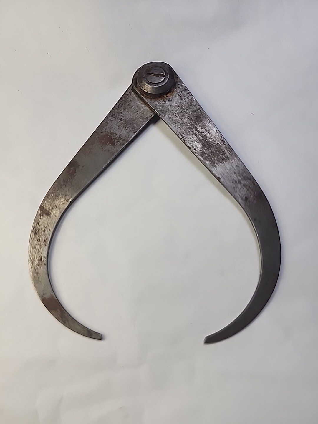 VINTAGE UNION TOOL CO. 5″ OUTSIDE CALIPER MADE IN USA